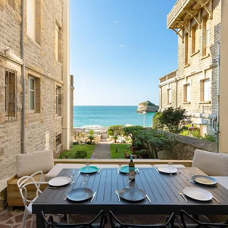 Aroha With Terrasse And Sea View In ביאריץ