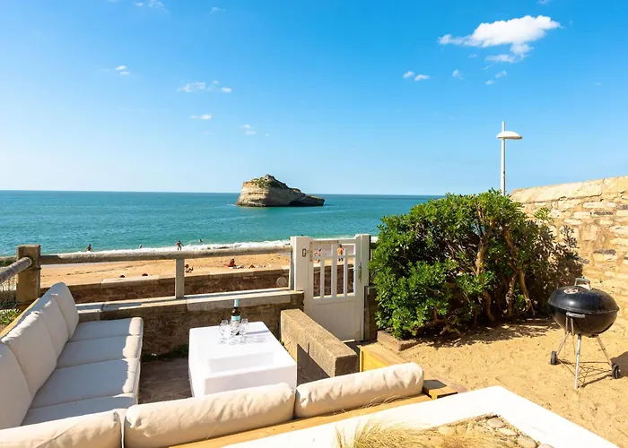 Aroha With Terrasse And Sea View In דירה ביאריץ